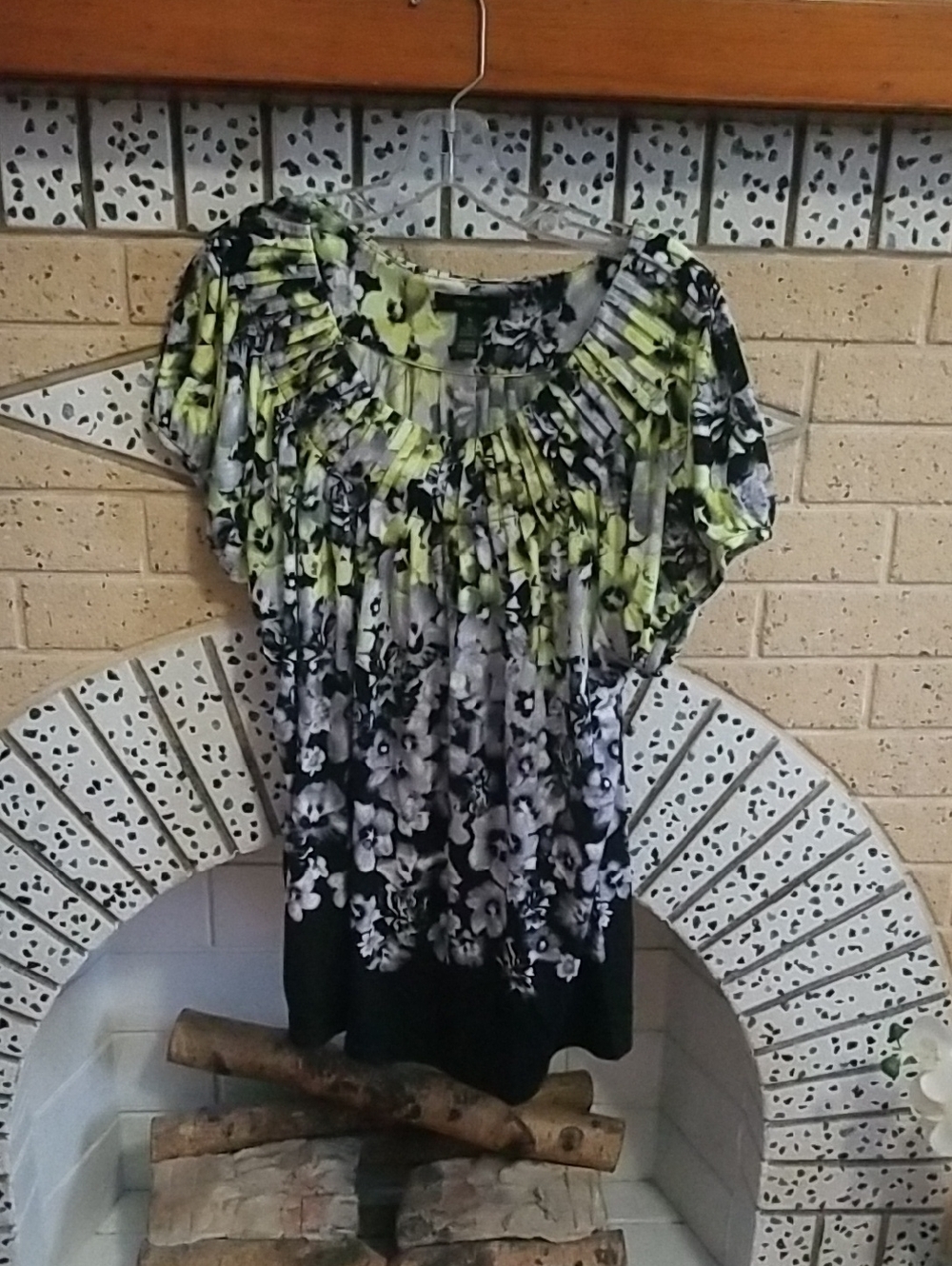 Style & Co. Green and Black Floral Pleated Scoop Neck Tunic